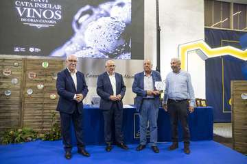 Premios de las Catas Insulares de Quesos y Vinos 2022/TA.